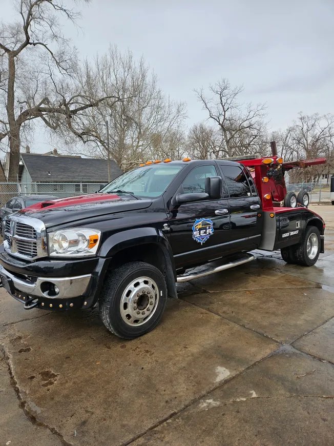Black SEA Towing tow truck
